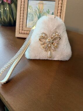 Faux Fur Wristlet Bag with Adorable Brooch